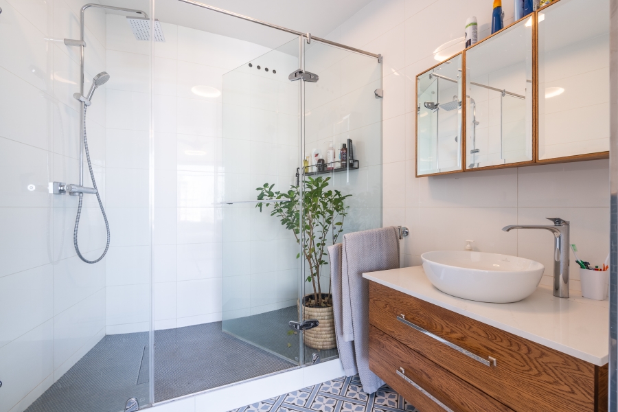 1 Bedroom Property for Sale in Vredehoek Western Cape